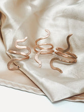Load image into Gallery viewer, Snake Ring- Copper Ring