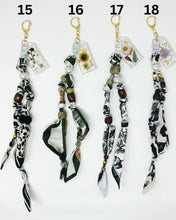 Load image into Gallery viewer, Luggage Tags-Bag Charms-Key Chains-Bag Accessory