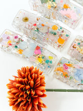 Load image into Gallery viewer, Wildflower clear claw clip collection