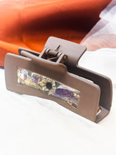Load image into Gallery viewer, Chocolate Daisy Claw Clip Infused with Real Flowers in Resin.