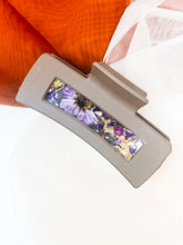 Load image into Gallery viewer, Gray-Brown Claw Clip Infused with Real Flowers in Resin.