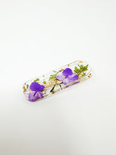 Load image into Gallery viewer, Flat Resin Real Flower clips: MADE TO ORDER, CHOOSE YOUR OWN FLOWERS