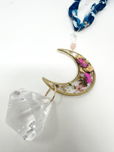 Load image into Gallery viewer, Rearview Mirror Real flower navy Sun Catcher Accessory