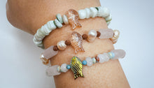 Load image into Gallery viewer, Gemstone fish pull bracelets