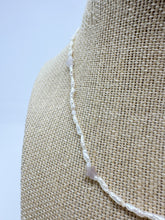 Load image into Gallery viewer, Pearl rose quartz stars