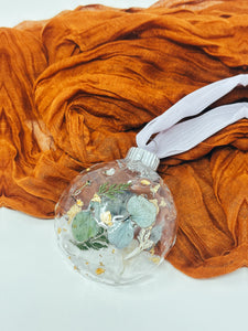 Pressed flower resin ball ornament