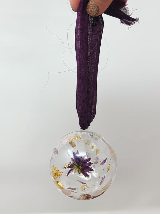 Pressed flower resin ball ornament