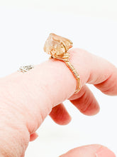 Load image into Gallery viewer, Crystal and Gold Wire Ring