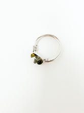 Load image into Gallery viewer, Gray silver stones Silver Wire Rings