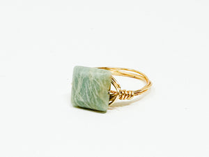 Green ocean square Gold Wire Ring