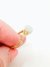 Load image into Gallery viewer, Aquamarine Stone Gold Wire Ring