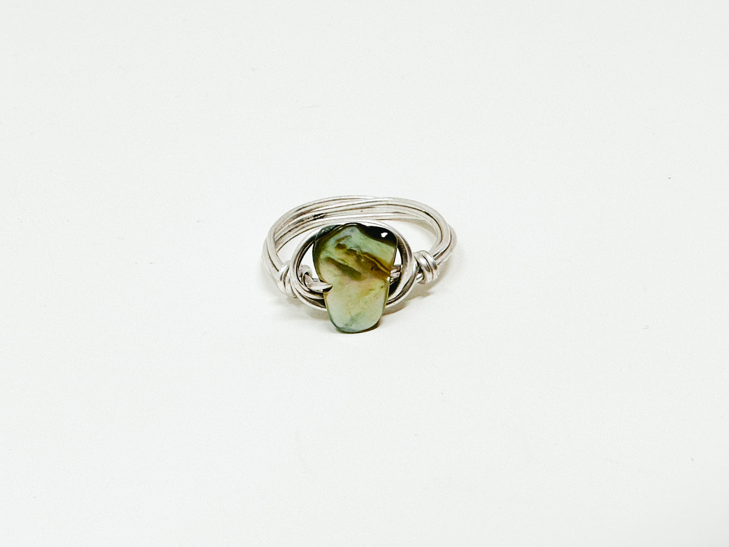 Shell Pearl Silver Wire Ring