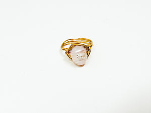 Pink Pearl Brass Wire Ring
