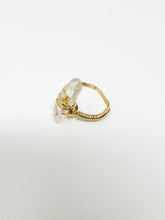 Load image into Gallery viewer, Quartz Crystal Gold Wire Ring