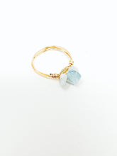 Load image into Gallery viewer, Aquamarine Stones Gold Wire Ring