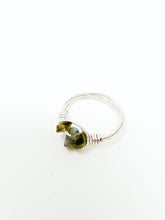 Load image into Gallery viewer, Gray silver stones Silver Wire Rings