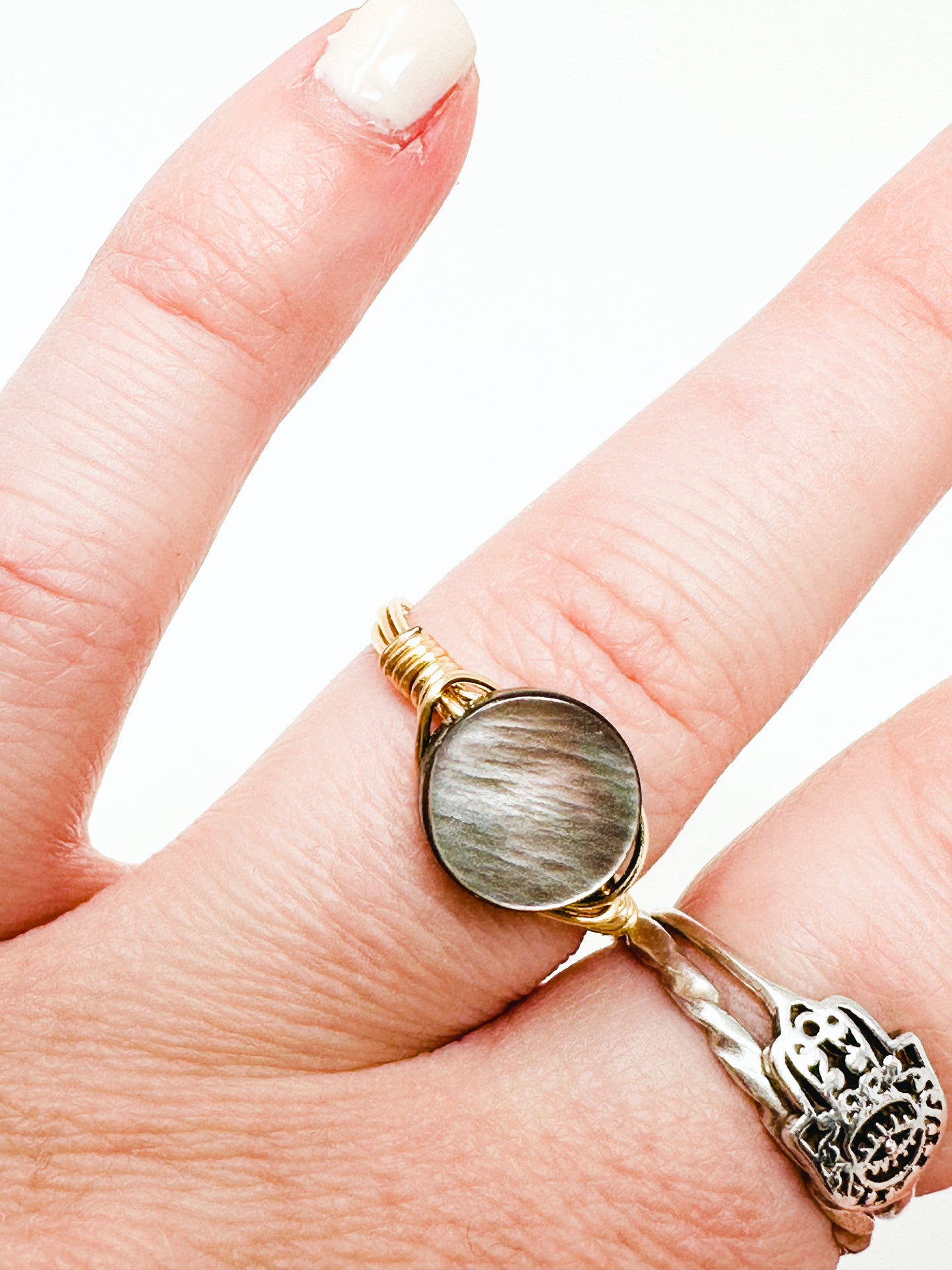 Black Pearl Gold Wire Ring